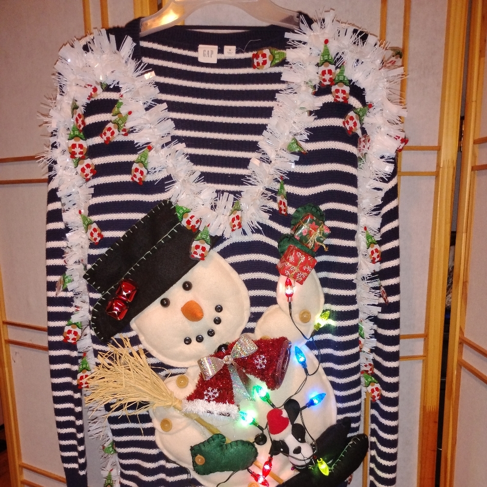 Festive Striped Snowman Ugly Christmas Sweater Lights M